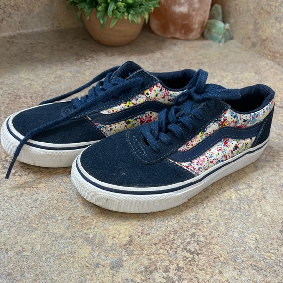 Girls Vans - Picture 1 of 6